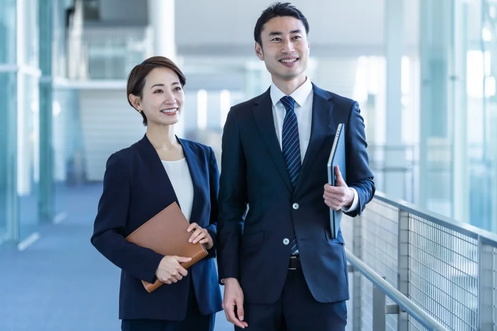 新規開拓営業の流れと主な手法を解説！成功させるポイントと注意点を紹介 のアイキャッチ画像