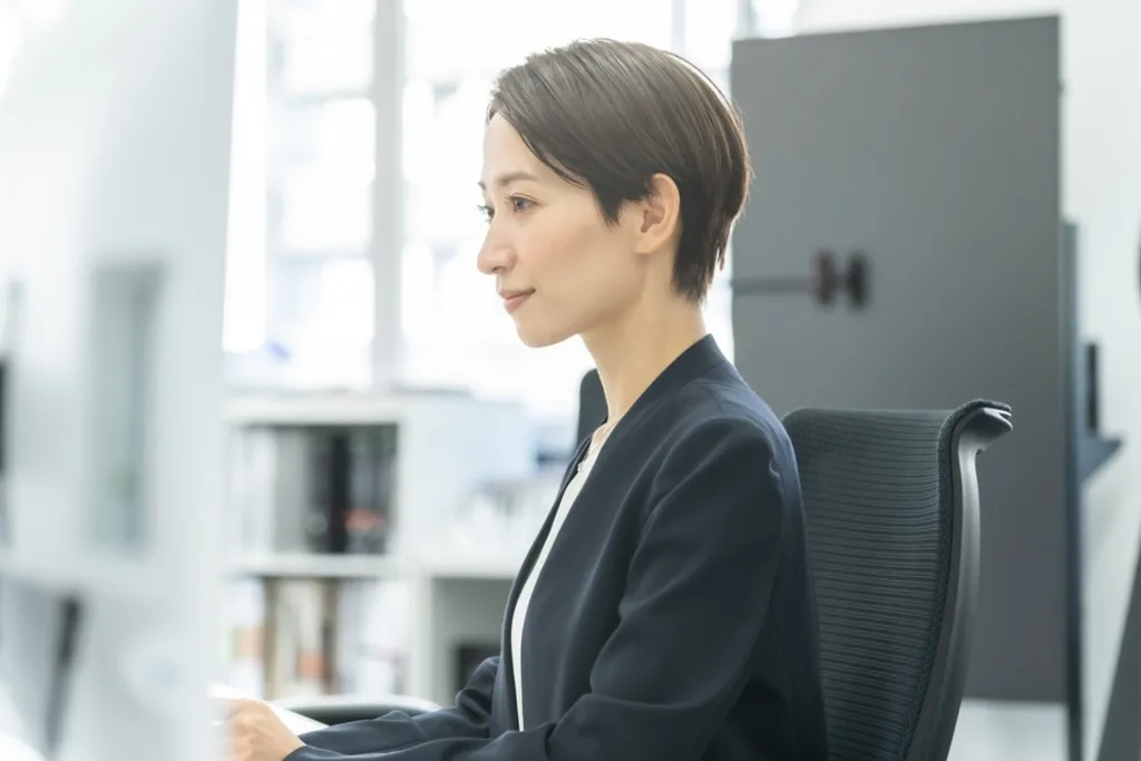 【例文あり】営業日報は意味がない？重要性とおすすめの書き方を紹介 のアイキャッチ画像