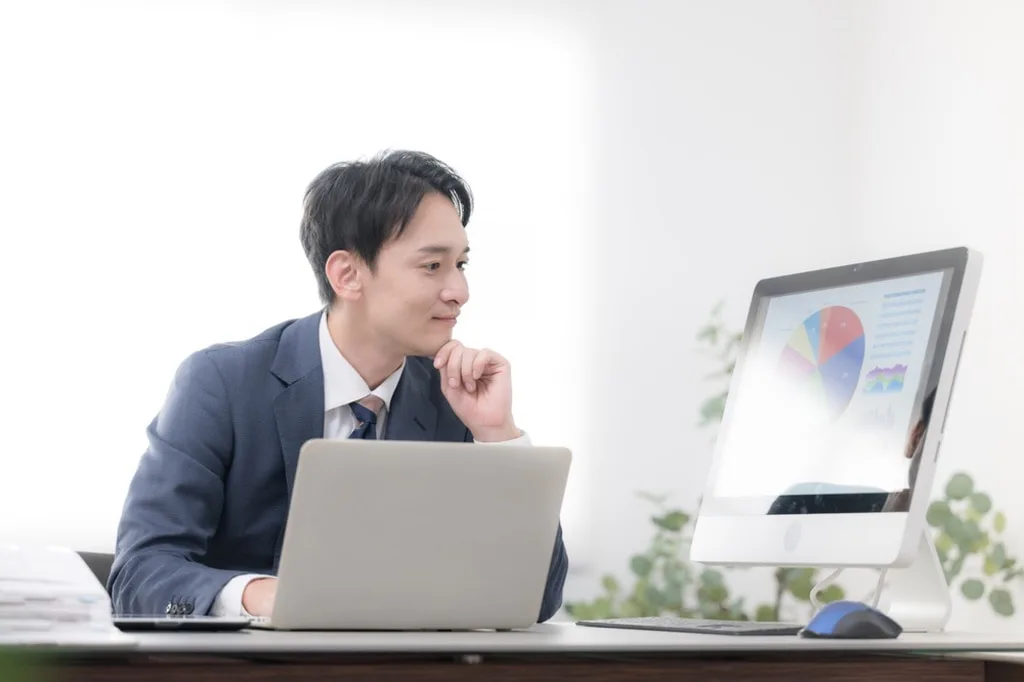 SFAで行動管理はできる？メリットや方法、注意点も解説 | SALES GO株式会社 のアイキャッチ画像