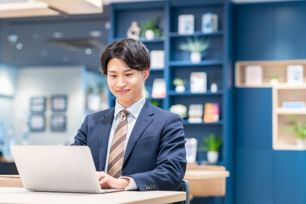 営業ダッシュボードとは？使うメリットと導入する方法を解説 のアイキャッチ画像